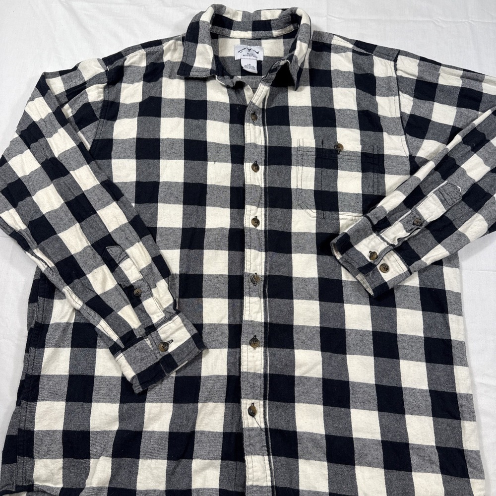 FLANNEL SHIRT Blue Mountain Mens Large BUFFALO Plaid Button Up L/S CABINCORE